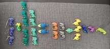 Figurka dinozaur Kinder JOY