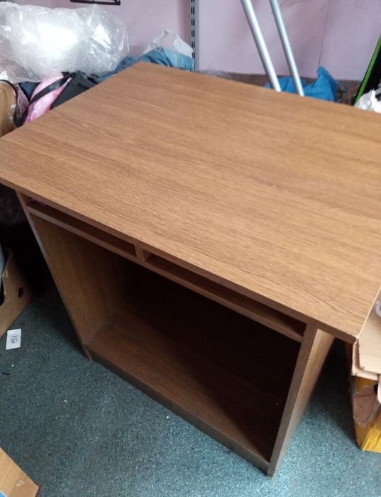 Кронштейн флейта, сетка. торговое оборудование, гусак, сопилки. Стол.