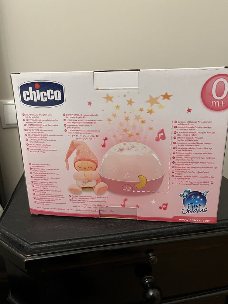 Chicco Projektor gwiazdek na łóżeczko