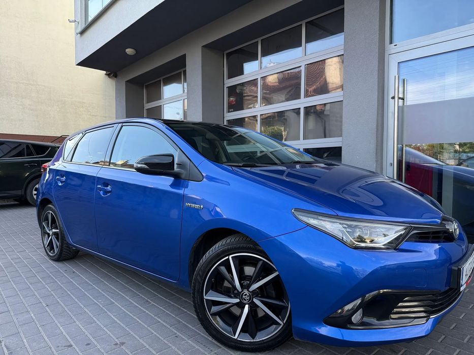 Toyota Auris fabryczny lakier, podgrzewane fotele