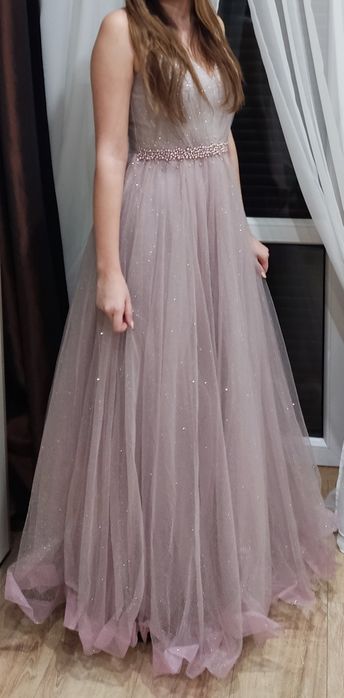 Piękna elegancka sukienka roz S