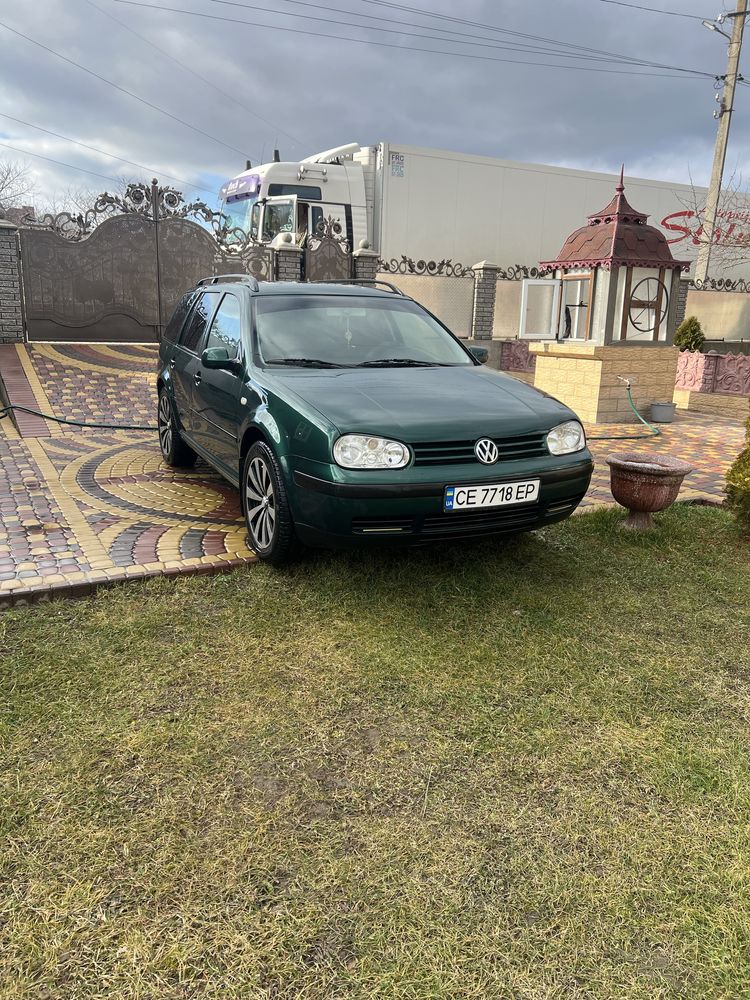 Легковий автомобіль