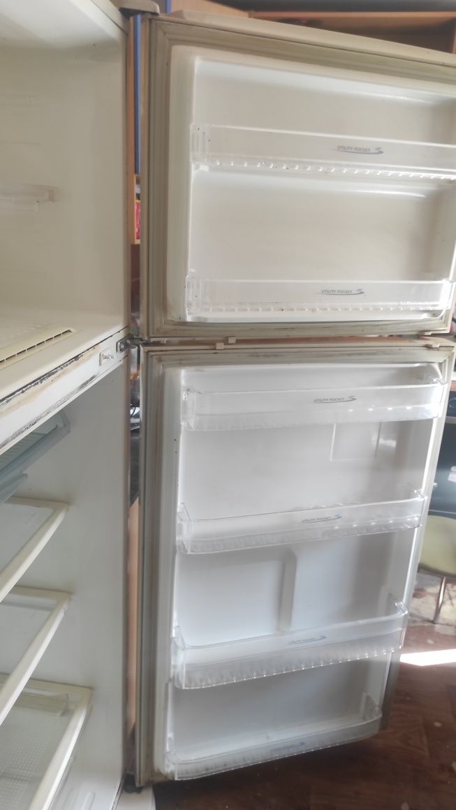 Продам холодильник Samsung cool tech Bio no frost