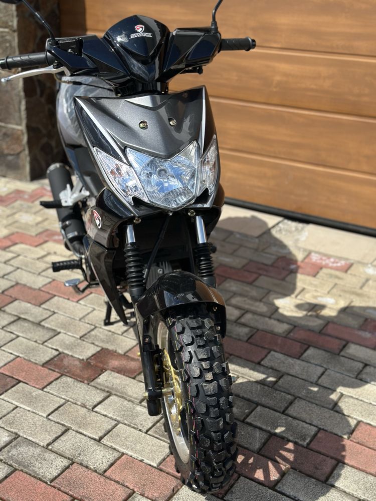 Мотоцикл SP125C-4WQ Аків Active