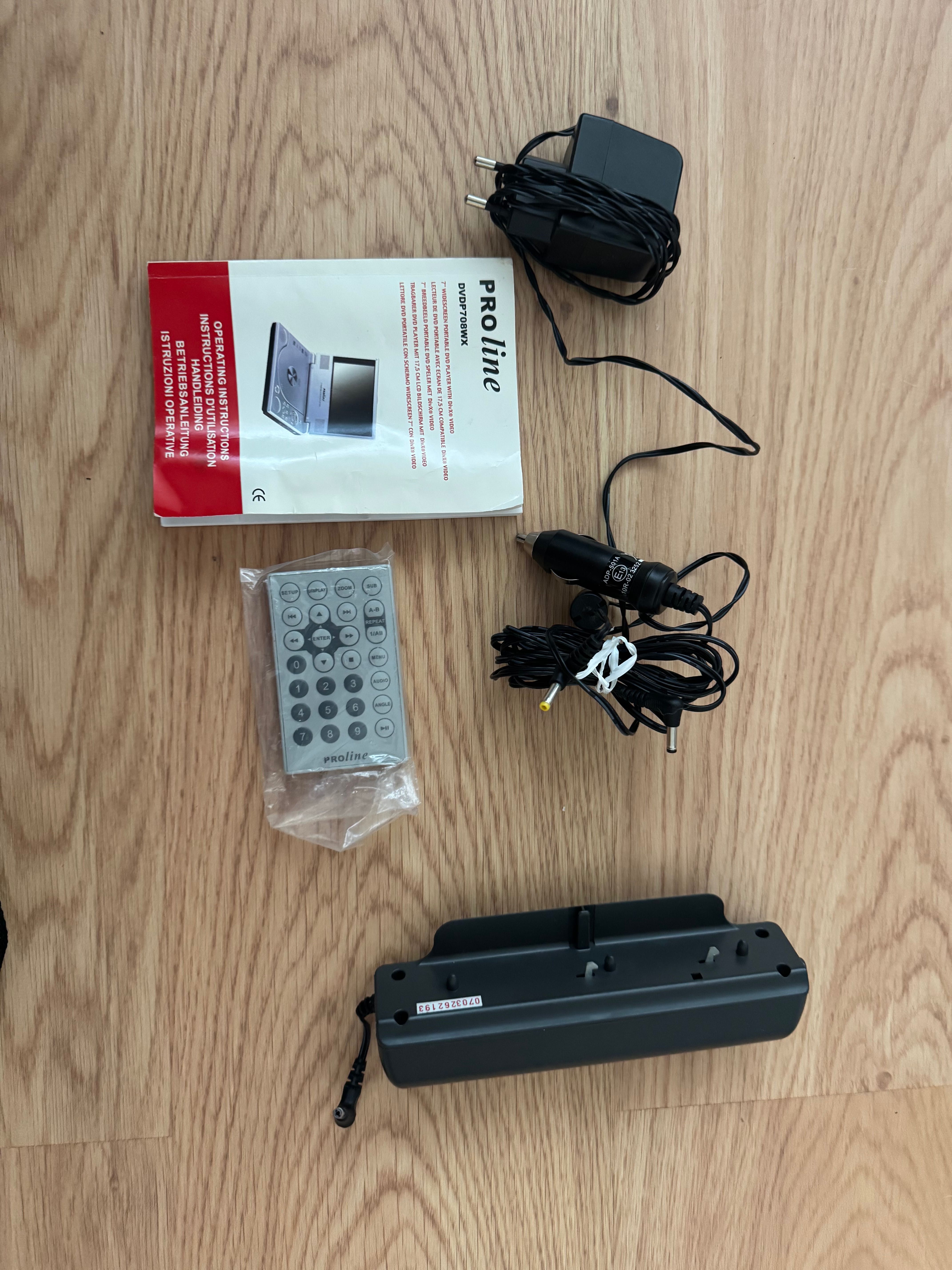 Leitor de DVD/CD portátil PROLINE