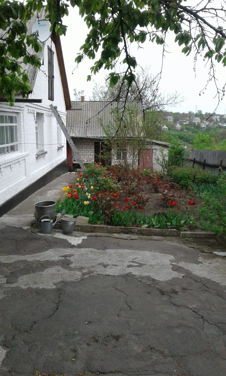 Продаж будинку у місті Тальне