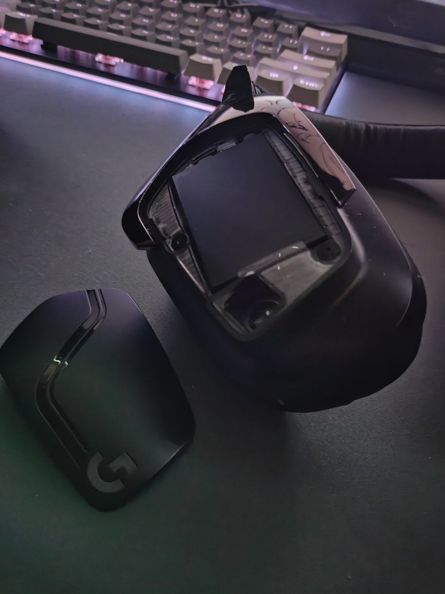 Навушники Logitech G935