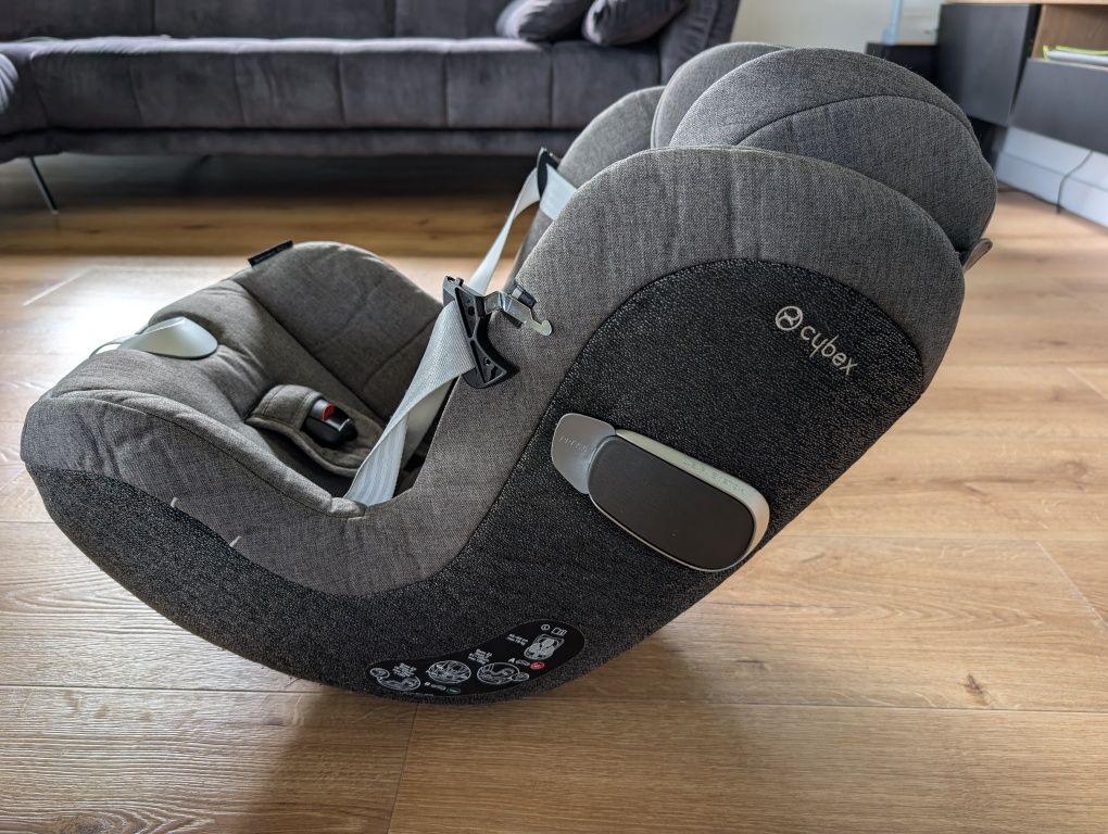 Cybex Sirona Z2 i-Size Plus Soho Grey z bazą