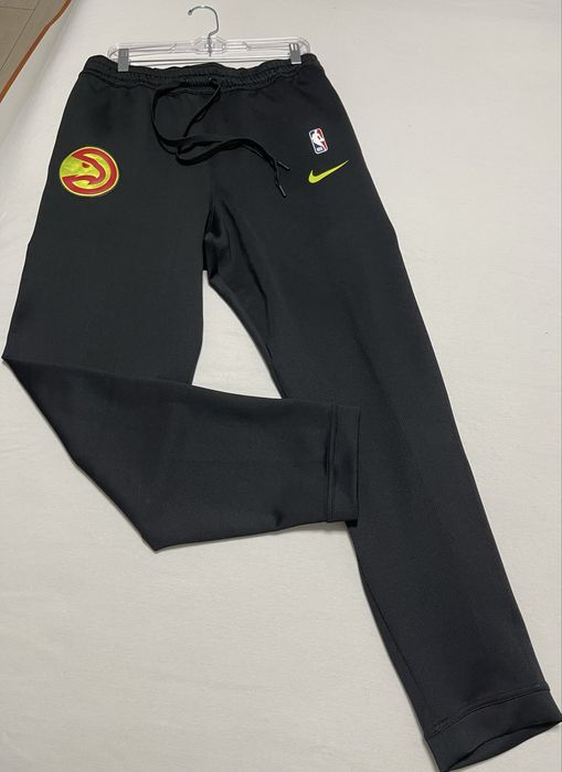 Спортивні брюки Nike