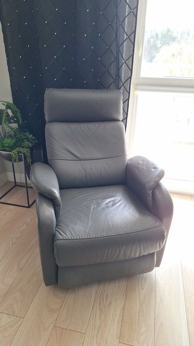 Dwa skórzane fotele