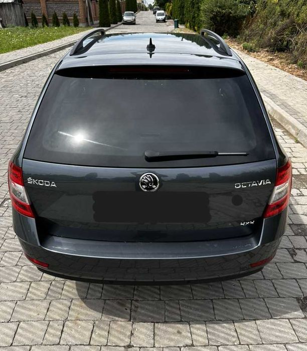 Продам машину Skoda Octavia 2020 року