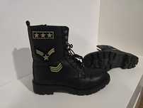 Botas tamanho 38