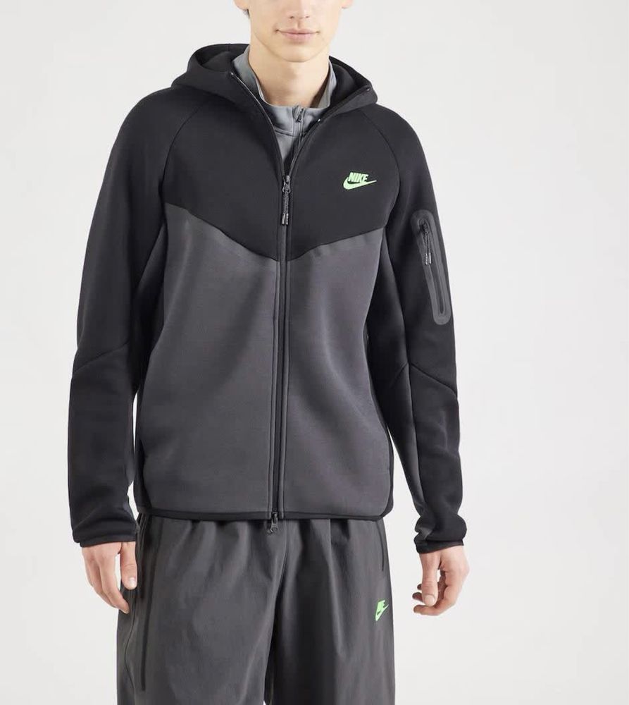 Кофта чоловіча Nike ‘Tech-fleece’ чорно-сіра