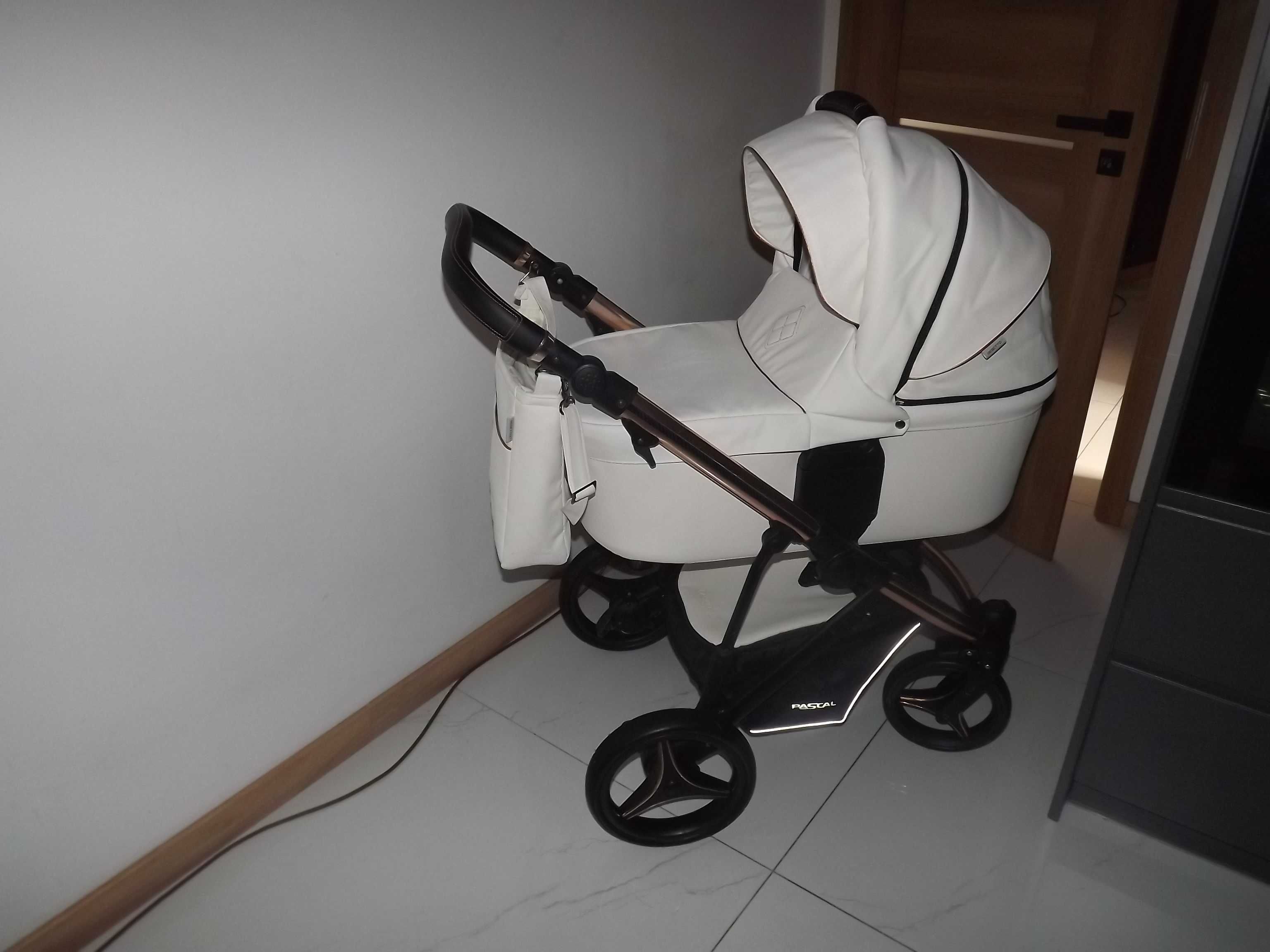 Bebetto Pascal Premium Class kolor Stella +Maxi cosi cabrio Eko skora