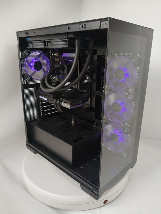 Komputer Gamingowy Ryzen 7 9800X3D,RTX 5070,32 GB,SSD,Win 11,USDT
