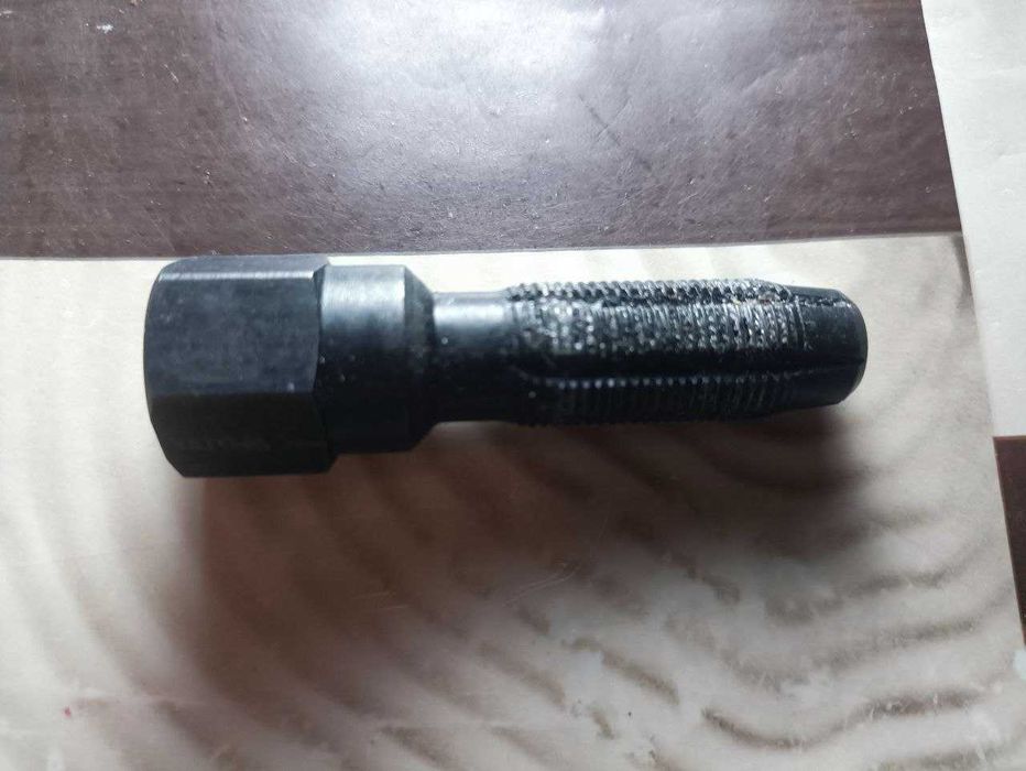 метчик м16х1.25 правый для ремонта свечного колодца ГБЦ