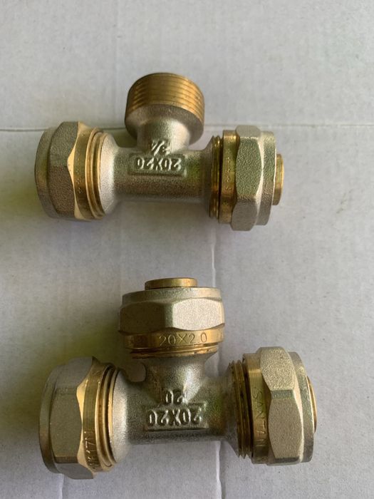 Фітінги для металопластикових труб.