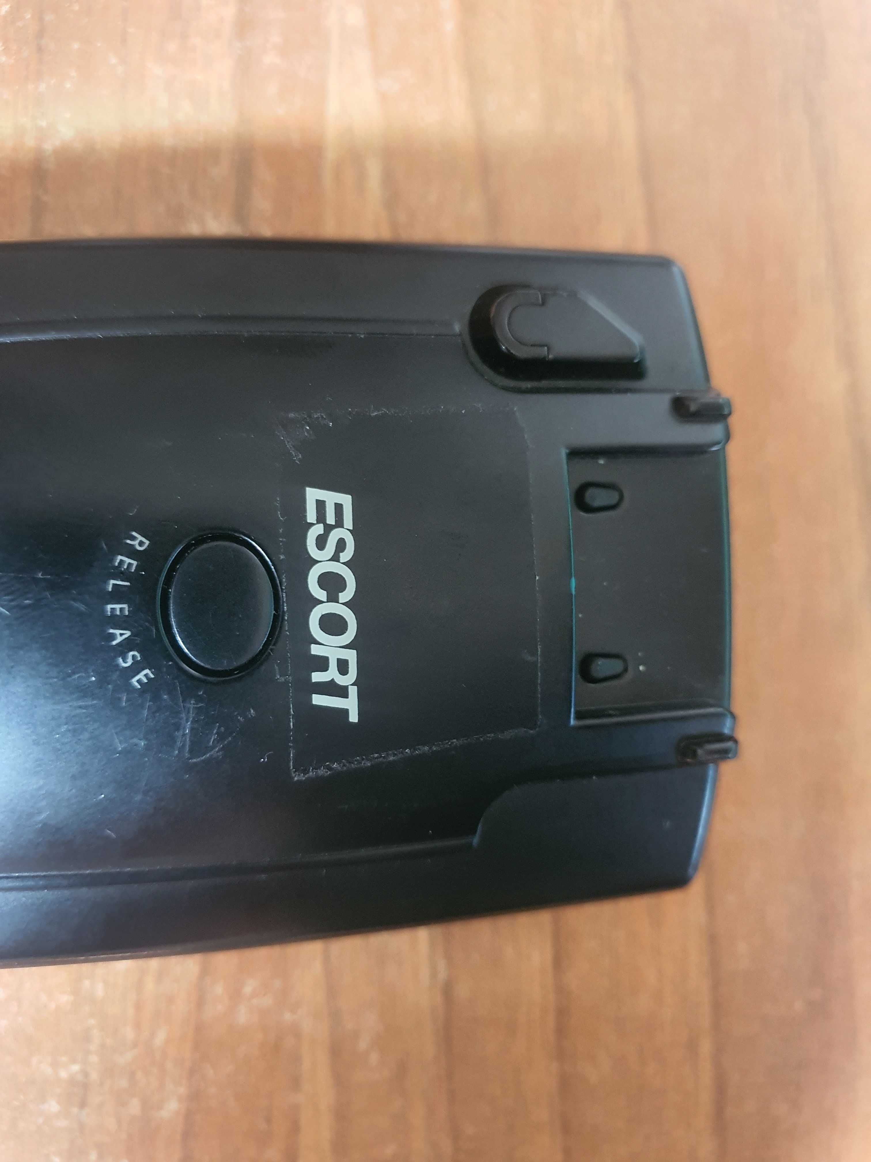 Anty Radar Radarowy Escort 9500iX Unikaj Mandatów i Punktów
