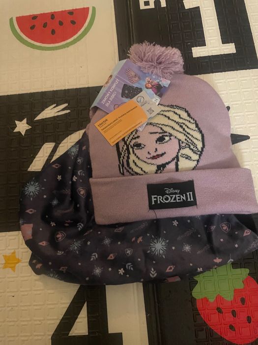 Czapka i komin dla dziewczynki