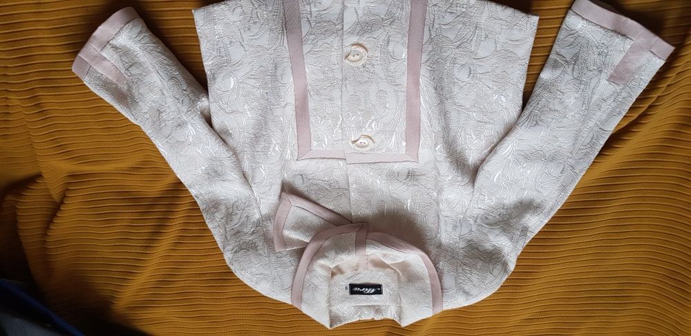 Elegancki komplet komunia 44