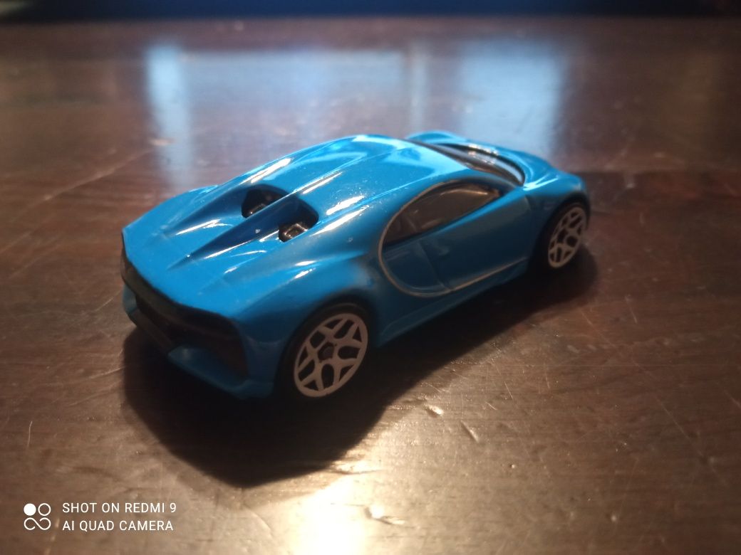 Bugatti Chiron hot wheels B