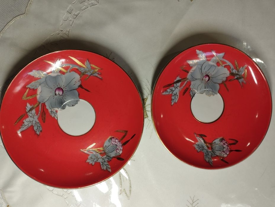 Продам блюдца от чашки "Мальва"!