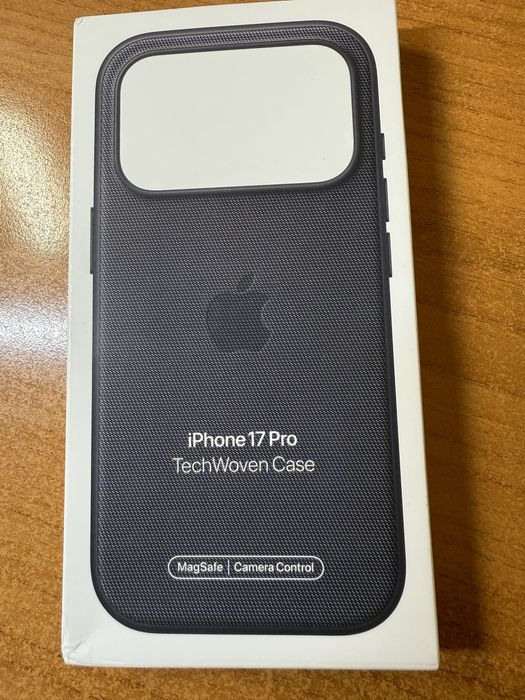 Продам чохол Apple iPhone 17Pro TechWoven Case