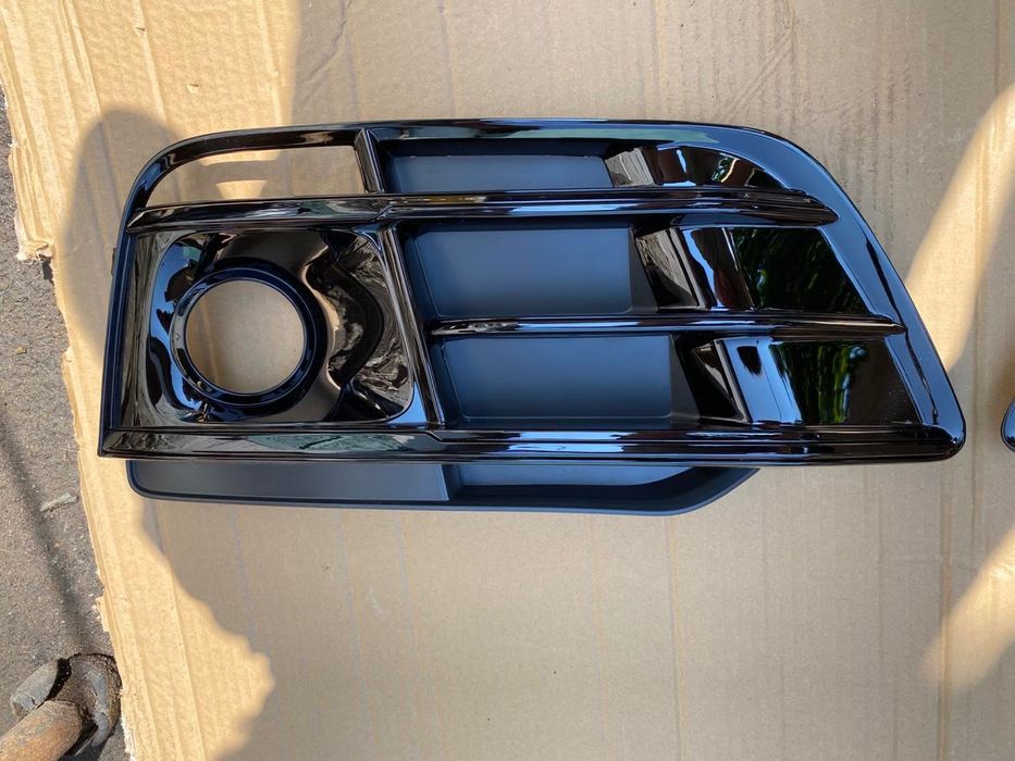 Решітка в бампер Audi Q5 s-line 2017 2018 2019 2020 Решетка ауди ауді