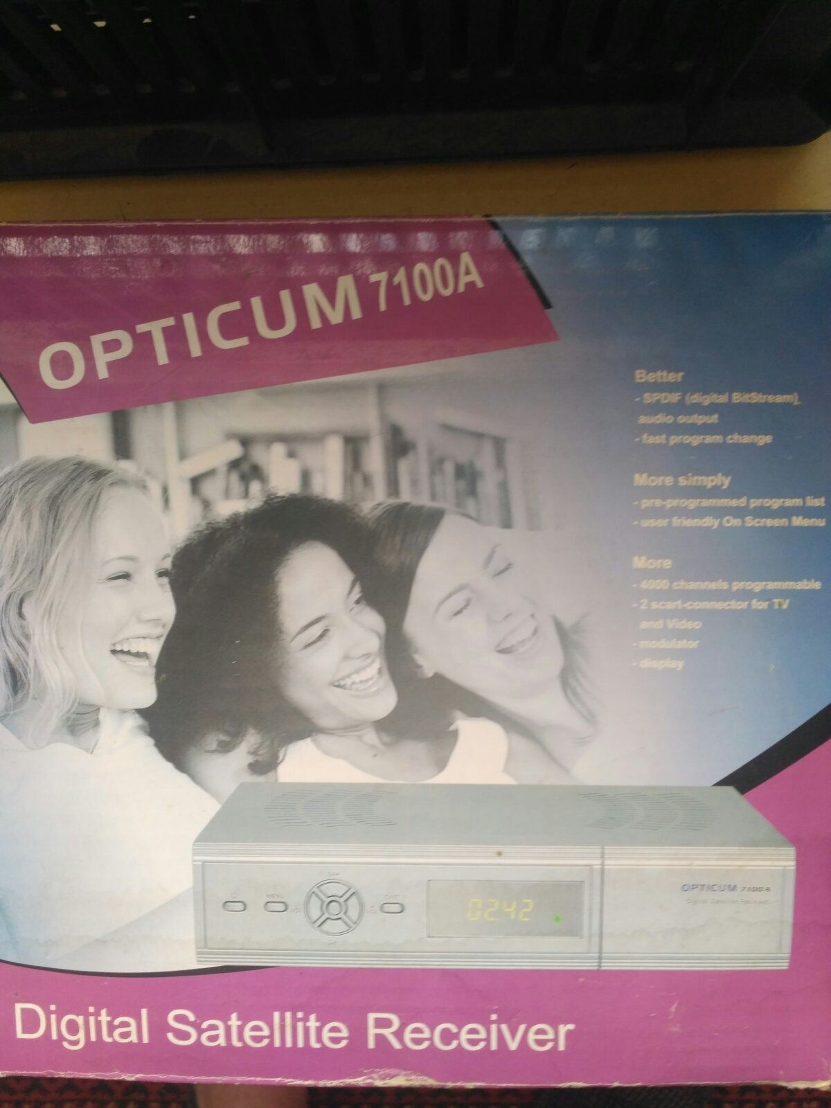 Спутниковый тюнер OPTICUM 7100A