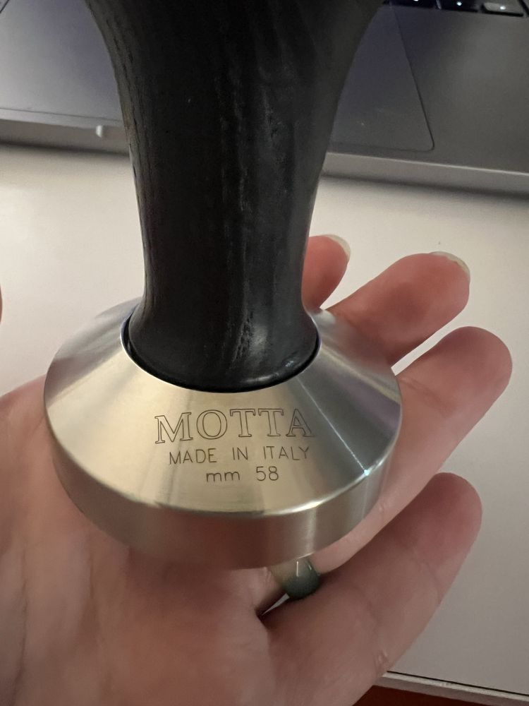 Темпер для кави Motta, Італія