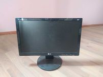 Монітор lg 19 wide .