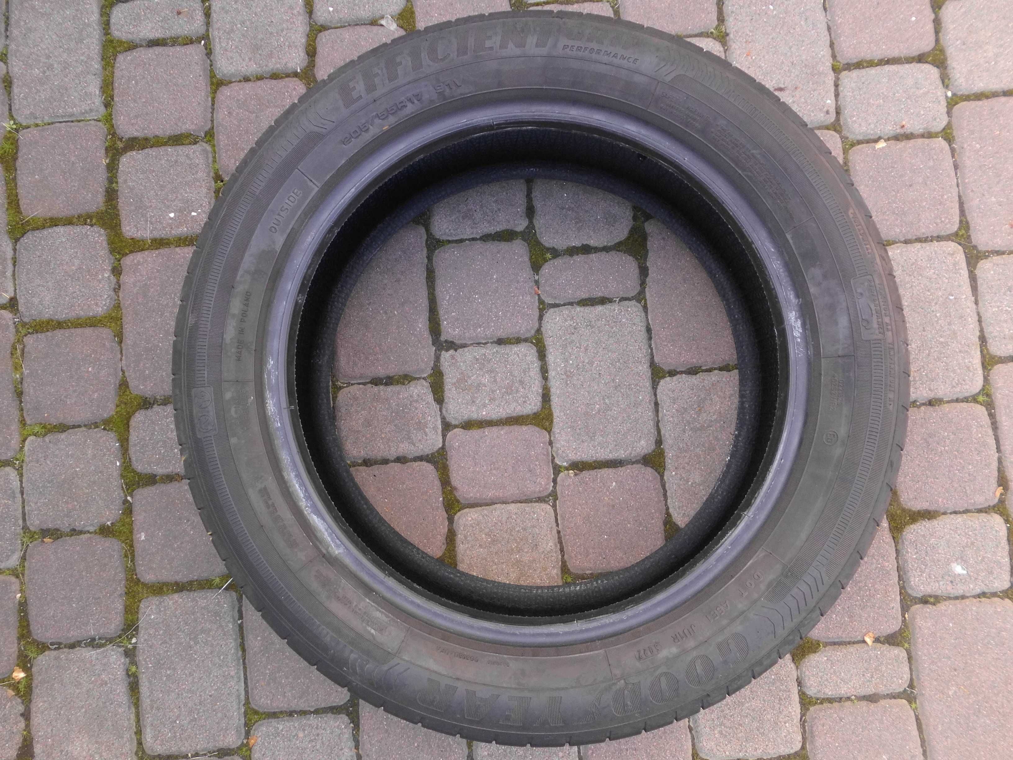 205/55 R17 GoodYear почти новые летние