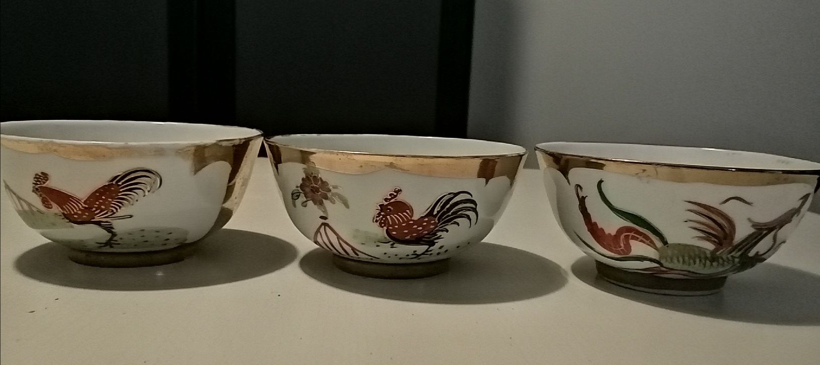 Taças de porcelana chinesa antigas