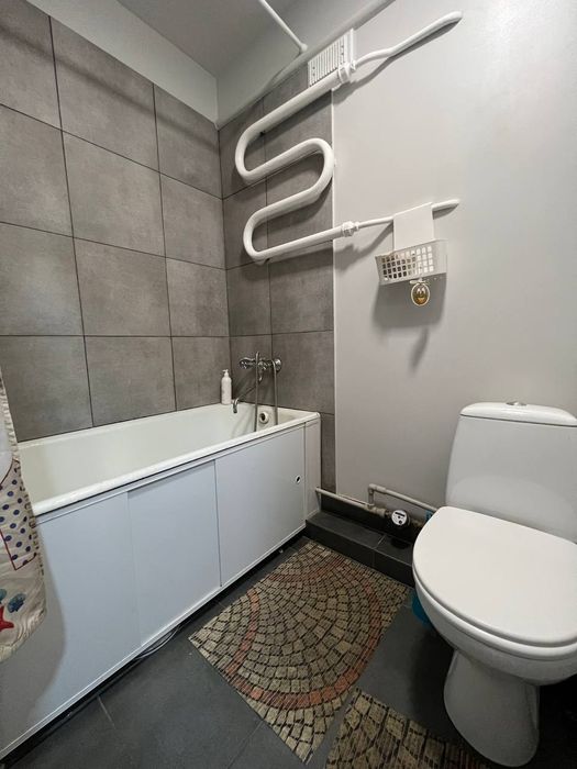 Сдам 1 к кв.-ру.на Космосе  по ул.Сытова  тц,,Варус,,