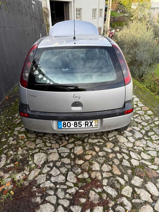 Vendo Opel Corsa em ótimo estado
