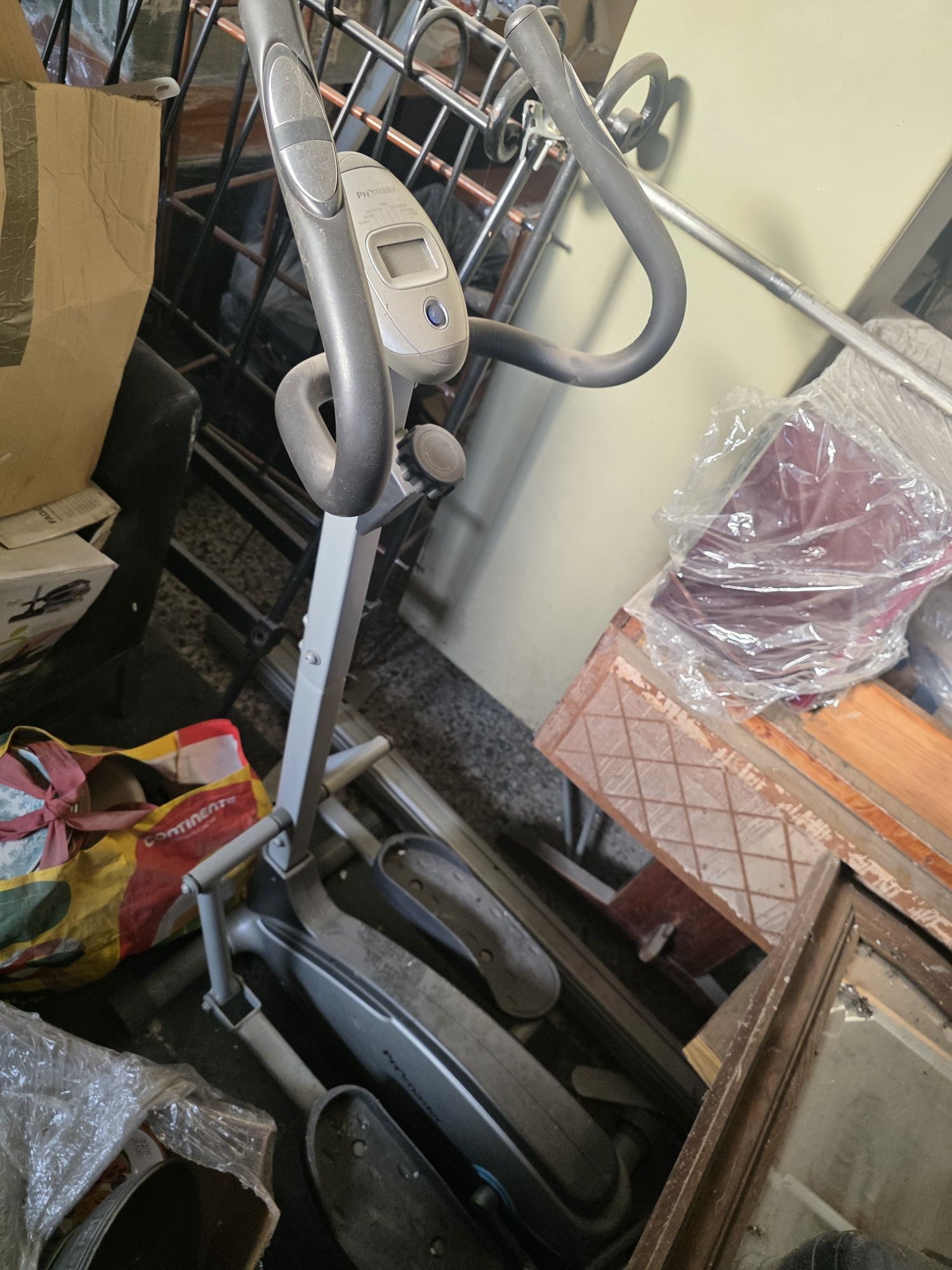 Maquina exercício físico de membros inferiores