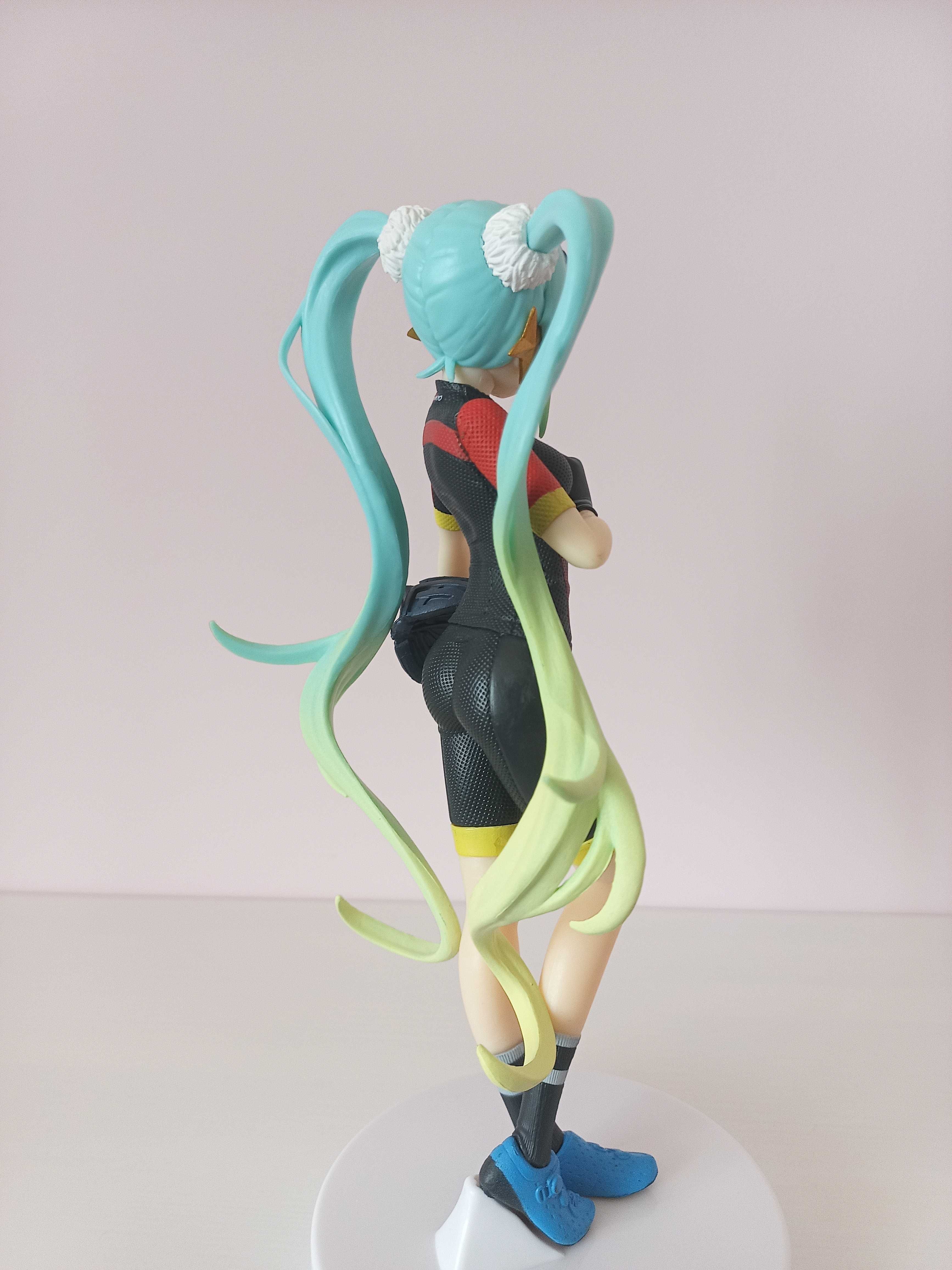 Racing Hatsune Miku 2018 Team - UKYO Figure