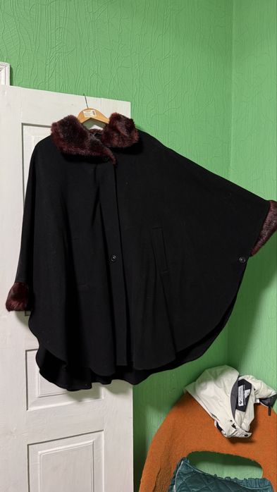 Пальто-пончо, від розміра L (вільний крій)
