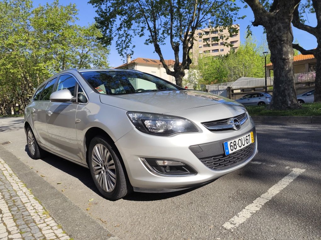 Opel Astra j Sports Tourer diesel 1.6 CDTI 136CV