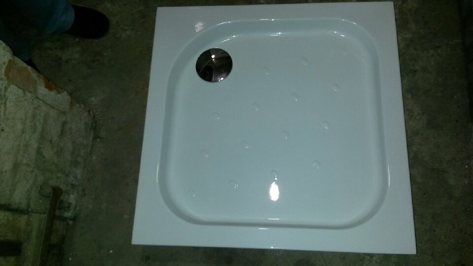Brodzik 70x70 prawie nowy i syfon