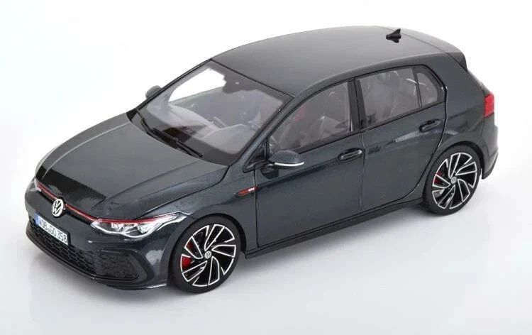 Vw golf vlll GTi 2021 escala 1:18