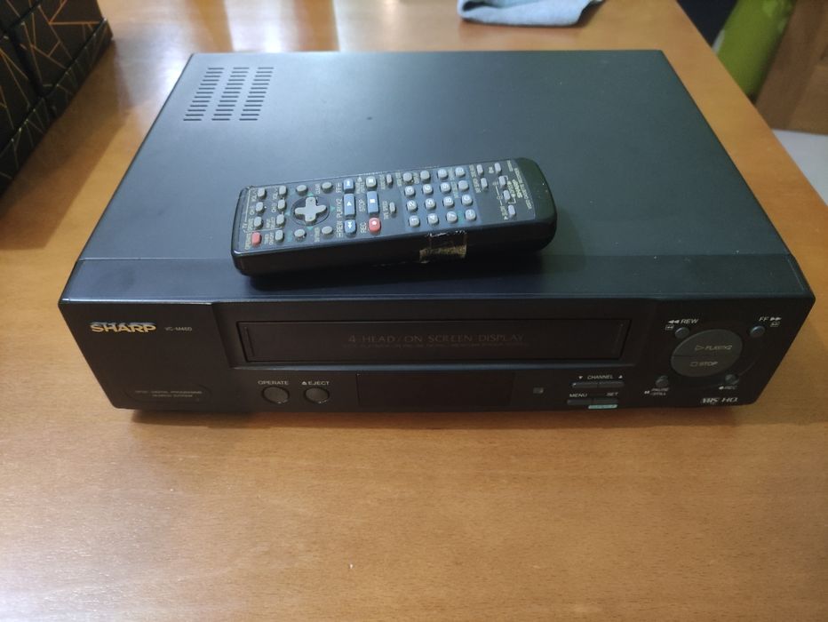 Leitor / Gravador cassetes VHF - SHARP