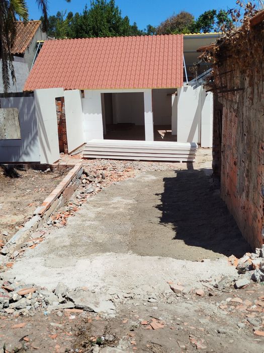 CASA T3 em obra , na Granja, Oliveirinha, Aveiro