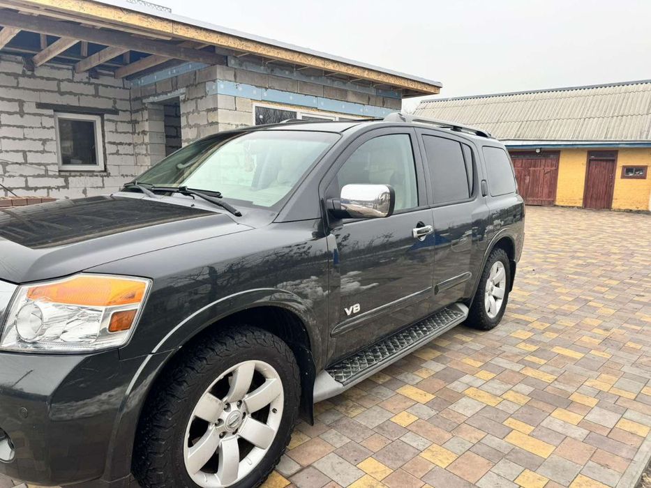 Продам Nissan Armada