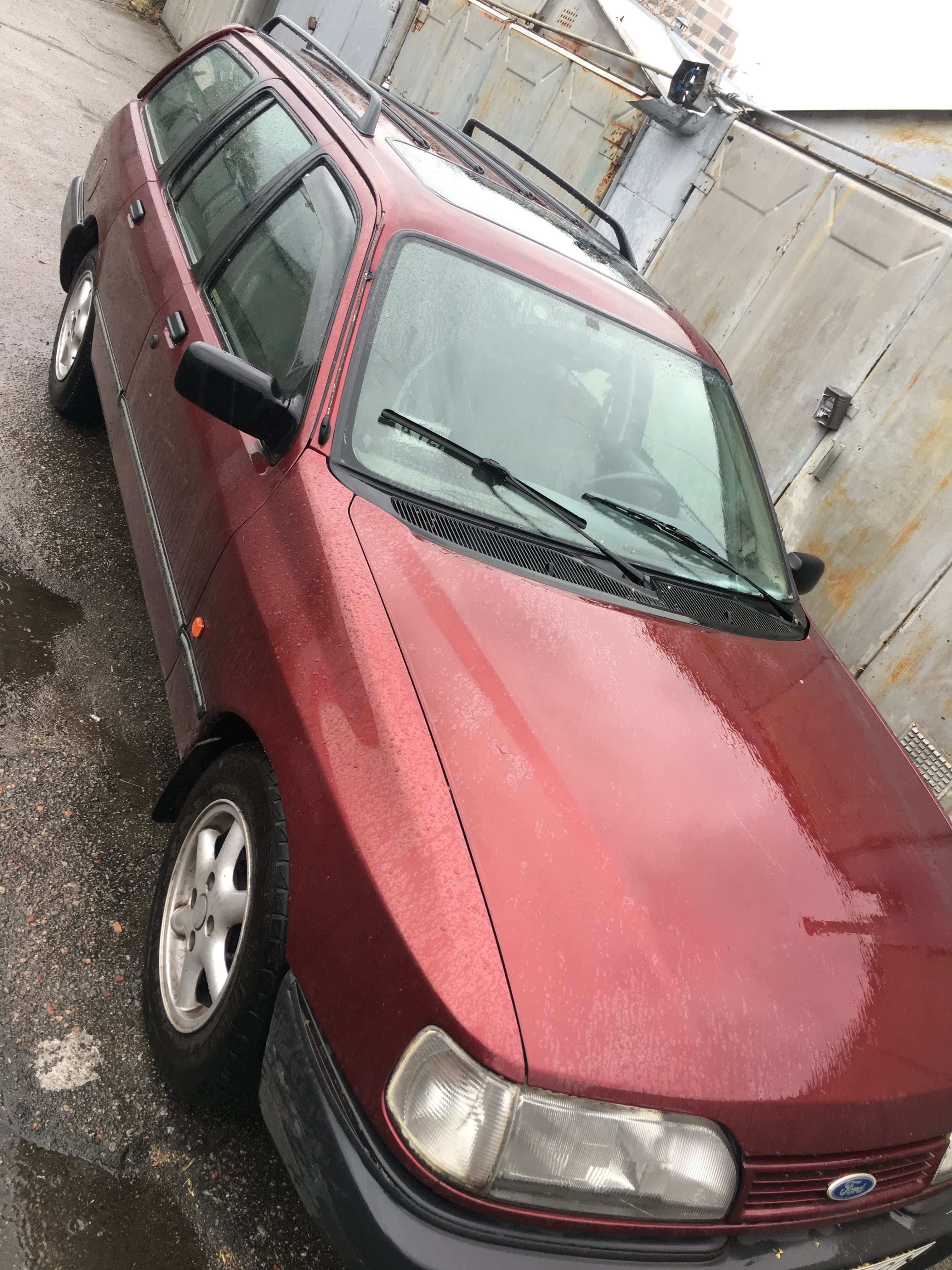 Продам машину Ford Sierra 2.0.