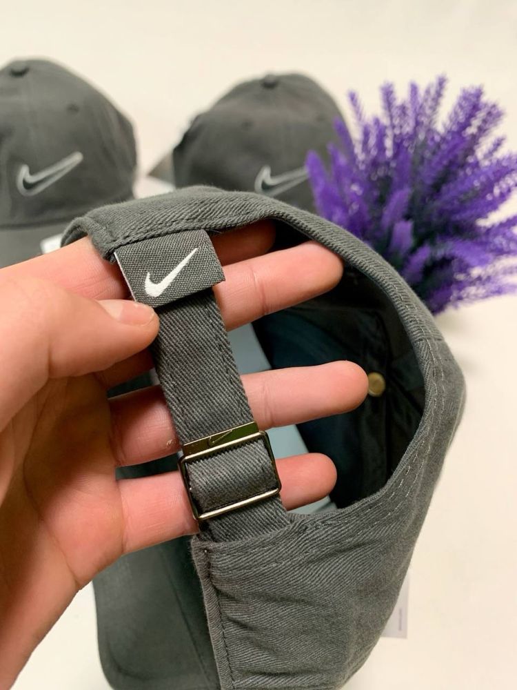 Кепка Nike чорна