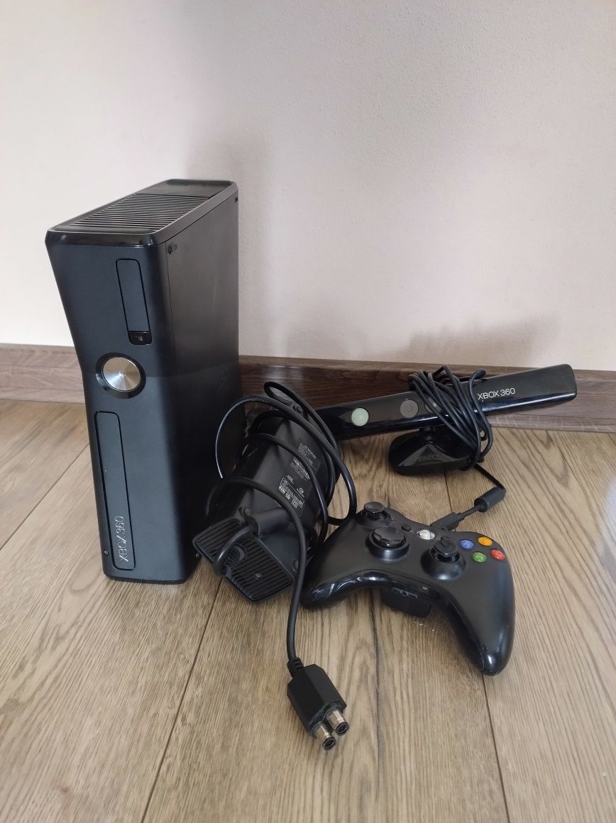 Xbox 360    Kinect