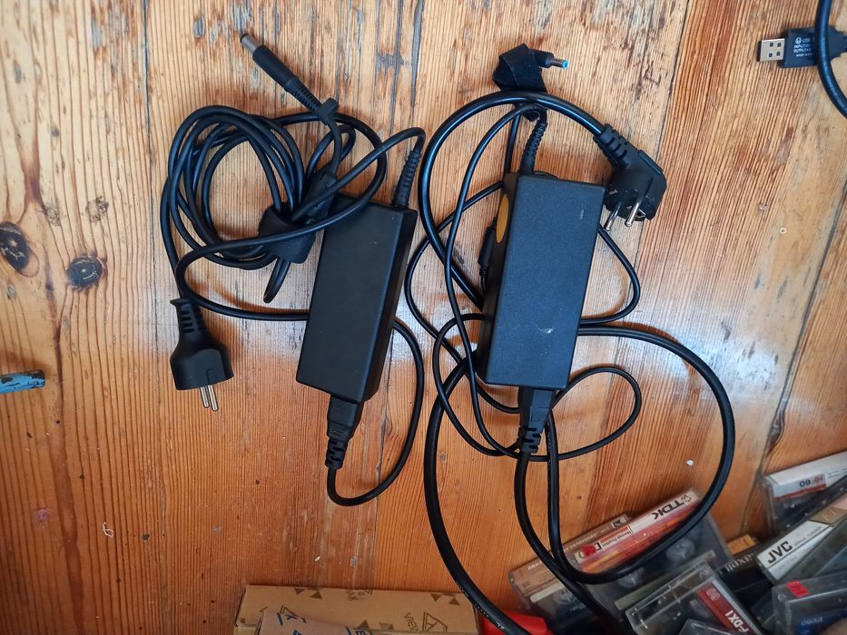 Зарядное устройство для ноотбука