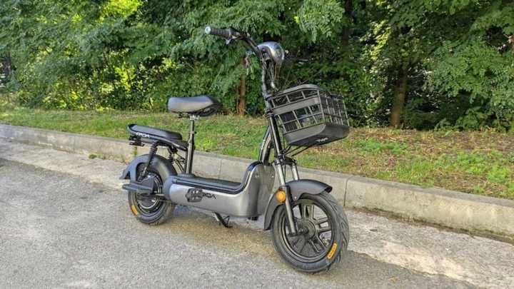 Комфортний Електровелосипед FADA Lido чорний 350W