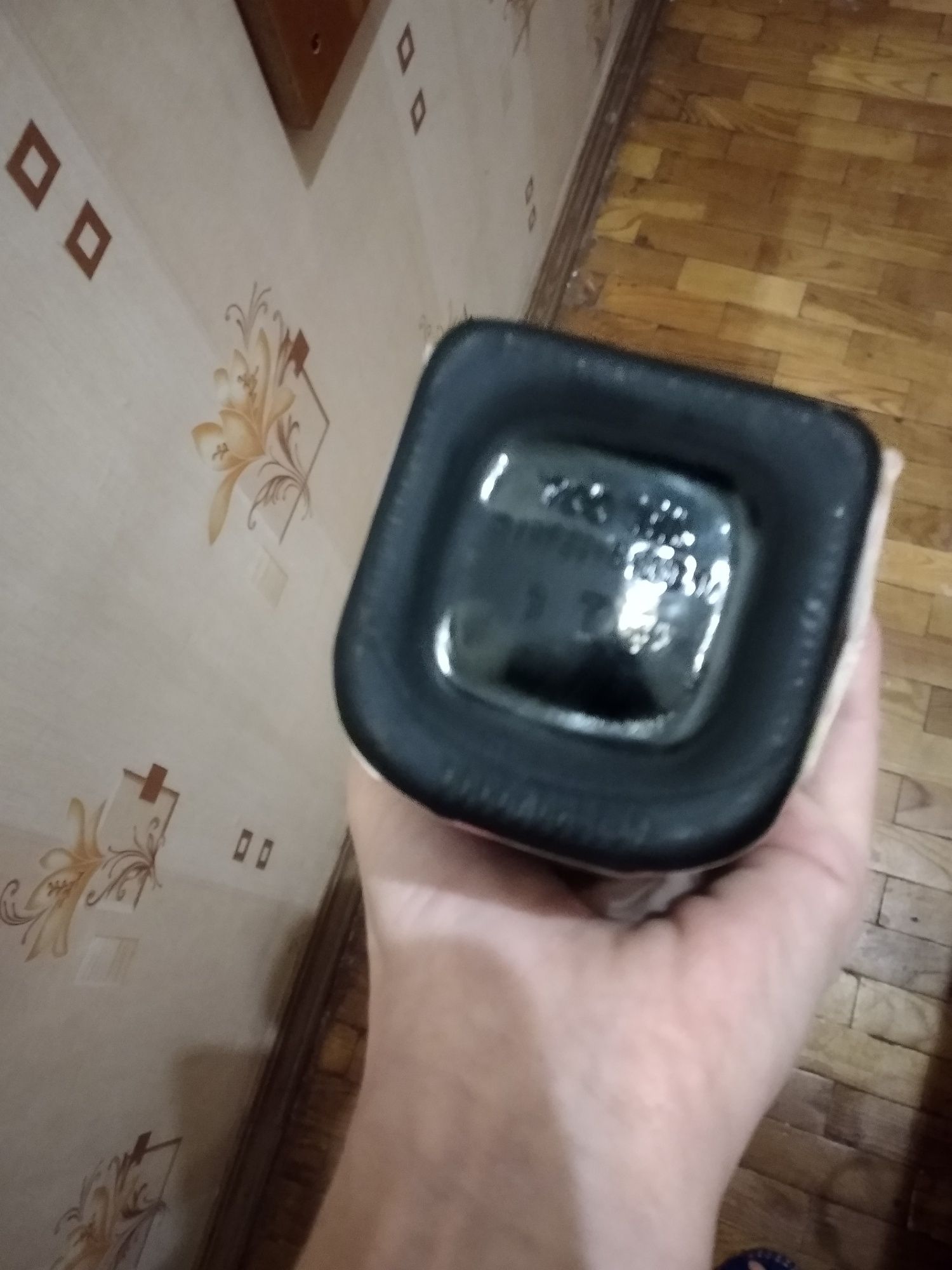 Бутылкы пустые от элитного алкоголя